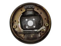 Brzdový Štít Levý 7701051524 Renault Clio 2 32191174-2 11895