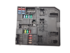 Pojistková Skříň Renault Scenic 4 284B63349R 5CM211F02