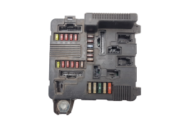 Blok Ovladačů Renault UPC X84 N2 8200306032B S118399200E Siemens