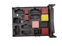 Blok Ovladačů Renault 8200447438 8200004201E 518837109 PBAJ