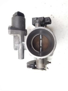 Škrticí Klapka Renault Megane Scenic 7700861679J 41665 1.6 8V 1616