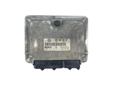 Řídicí Jednotka Motoru 038906018GN 0281010182 Skoda Bosch 62963