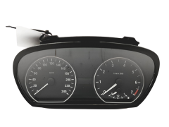 Tachometr BMW 1 E87 9220941-01 1024932-98 31509 Tachometr BMW 1 E87 9220941-01 1024932-98 31509