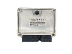 Řídicí Jednotka Motoru 038906012AB 0281010203 Audi 45673