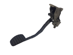 Spojkový Pedál Clio 3 8200275893 Renault