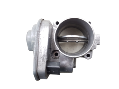 Škrticí Klapka Dodge Chrysler Jeep 39002017F Pierburg 2269