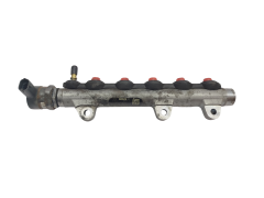 Vstřikovací Lišta Renault Bosch 8200661279 0445214153 0281002753 2.0 DCI 60