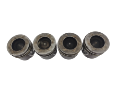 Píst Motoru Renault G 7701477818 H 7701477819 2.0 DCI M9R