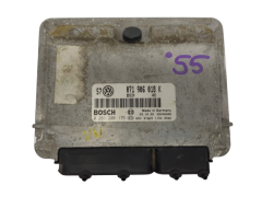 Řídicí Jednotka Motoru VW 0261206175 071906018K Bosch