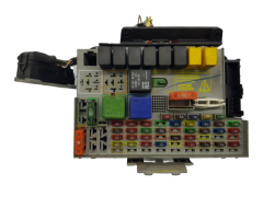 Pojistková Skříň Opel 24412497 GM