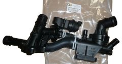 Kryt Termostatu Oryginał Renault Megane III 1.6 dCI 110614574R Kryt Termostatu Oryginał Renault Megane III 1.6 dCI 110614574R