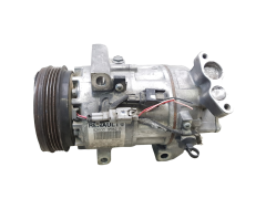 Kompresor Klimatizace 926009582R Valeo 1.2 Renault Clio 4 73000km Kompresor Klimatizace 926009582R Valeo 1.2 Renault Clio 4 73000km