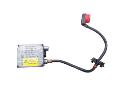 Měnič Xenon Audi A6 4B0941471 5DV007760-15 Hella