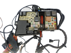 Pojistková Skříň 518818000 8688040 Volvo