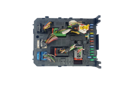 Blok Ovladačů BSI04EV 9678477080 230460802 PSA Johnson Controls 40200 Blok Ovladačů BSI04EV 9678477080 230460802 PSA Johnson Controls 40200