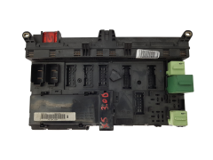 Pojistková Skříň BMW 8380407 8384525 518757109