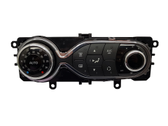 Panel Větrání Renault Clio 4 Captur E1067144C 275100037R MC10 Panel Větrání Renault Clio 4 Captur E1067144C 275100037R MC10