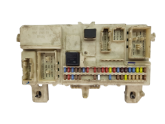 Pojistková Skříň 519096309 8690722 Volvo