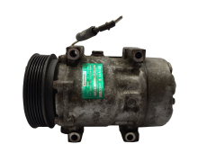 Kompresor Klimatizace Renault Megane I 7700866828 SD7V16 1132F Sanden 6972