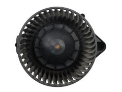 Ventilátor Dmýchadlo Audi Seat 8E1820021E 9020016 Valeo 1100
