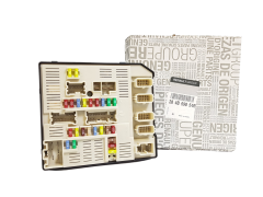 Pojistková Skříň Nový originál USM Renault 284B69854R