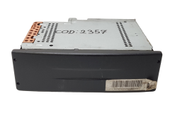 Autorádio Tuner Renault 8200205833 --C RENRAT120-52 2357