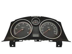 Tachometr Opel Astra H 13267549 UE Siemens VDO GM