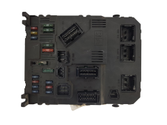Blok Ovladačů BSI E02-00 9646777380 S118085210G PSA Siemens 1364