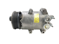 Kompresor Klimatizace AV11-19D629-AC 1.4 TDCI Ford Fiesta