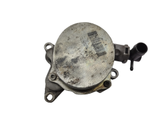 Pumpa Vacuum 146502570R 2.0 DCI Renault Trafic 2 Vivaro 