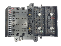 Pojistková Skříň Chrysler P04707996AC