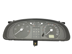 Tachometr Renault Laguna 2 8200218863 B 44729