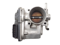 Škrticí Klapka Suzuki Nissan 83K0-5230 83K05230 1106