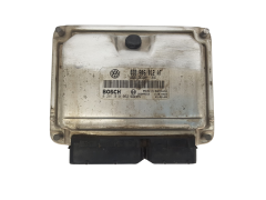 Blok Ovladačů 038906012AT 0281010062 Seat VW Bosch 3310
