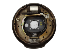 Brzdový Štít Pravý 421292 Peugeot 106 206 Citroen Xsara Saxo