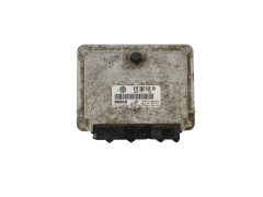 Řídicí Jednotka Motoru 038906018GN 0281010182 Skoda 37046