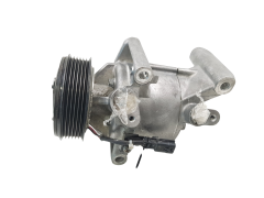 Kompresor Klimatizace 926005154R Valeo Dacia Duster Sandero 2 2800km Kompresor Klimatizace 926005154R Valeo Dacia Duster Sandero 2 2800km