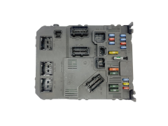 Blok Ovladačů BSI 9657999880 S118085120F PSA Siemens 34946