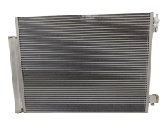 Kondenzátor Klimatizace 921006843R Clio 4 Lodgy Renault Dacia Kondenzátor Klimatizace 921006843R Clio 4 Lodgy Renault Dacia