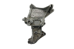 Držák Motoru 8200054611 2,0 16v Renault Scenic