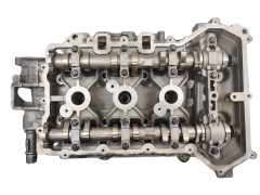 Hlava Válce Citroen Peugeot 9671871510 1608519180 1.2 VTI Hlava Válce Citroen Peugeot 9671871510 1608519180 1.2 VTI