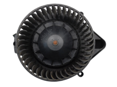 Ventilátor Dmýchadlo Audi Seat 8E1820021E 9020016 Valeo 1052
