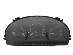 Otáčkoměr Mercedes ML W163 A1635402711 48582 Otáčkoměr Mercedes ML W163 A1635402711 48582