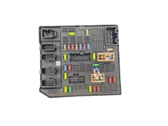 Blok Ovladačů USM L38 J4 284B60738R 28-4057-2302-3-00 Renault Blok Ovladačů USM L38 J4 284B60738R 28-4057-2302-3-00 Renault