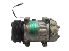Kompresor Klimatizace 7700859676D SD7H15 7815B Renault Laguna I Sanden 6929