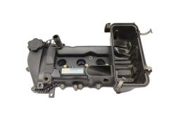 Kryt Ventilů 01210-40130 1.0 VVTi 1KR-FE Toyota Yaris 2