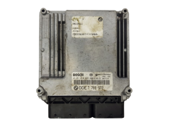 Řídicí Jednotka Motoru BMW 7789572 0281010565 Bosch