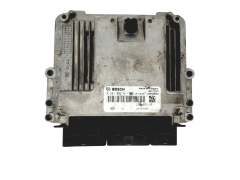 Blok Ovladačů ECU 237107632R 0281032811 Renault Bosch Blok Ovladačů ECU 237107632R 0281032811 Renault Bosch