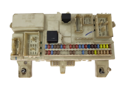 Pojistková Skříň 8690720 519096127 Volvo 19997