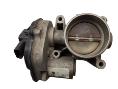 Škrticí Klapka Ford VP4F9U-9E928-AC VP7G9U-9E927-A 1826 Škrticí Klapka Ford VP4F9U-9E928-AC VP7G9U-9E927-A 1826